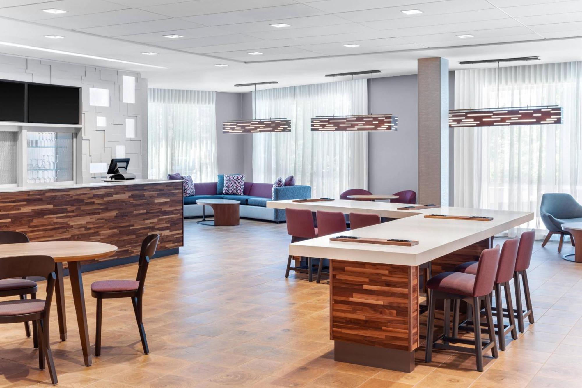 Courtyard By Marriott Wayne Fairfield Hotel Eksteriør billede