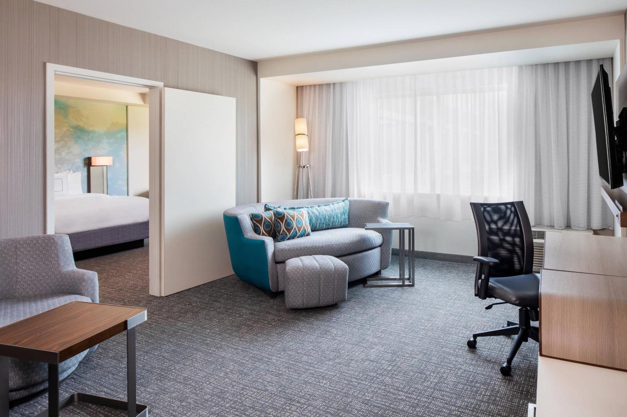 Courtyard By Marriott Wayne Fairfield Hotel Eksteriør billede