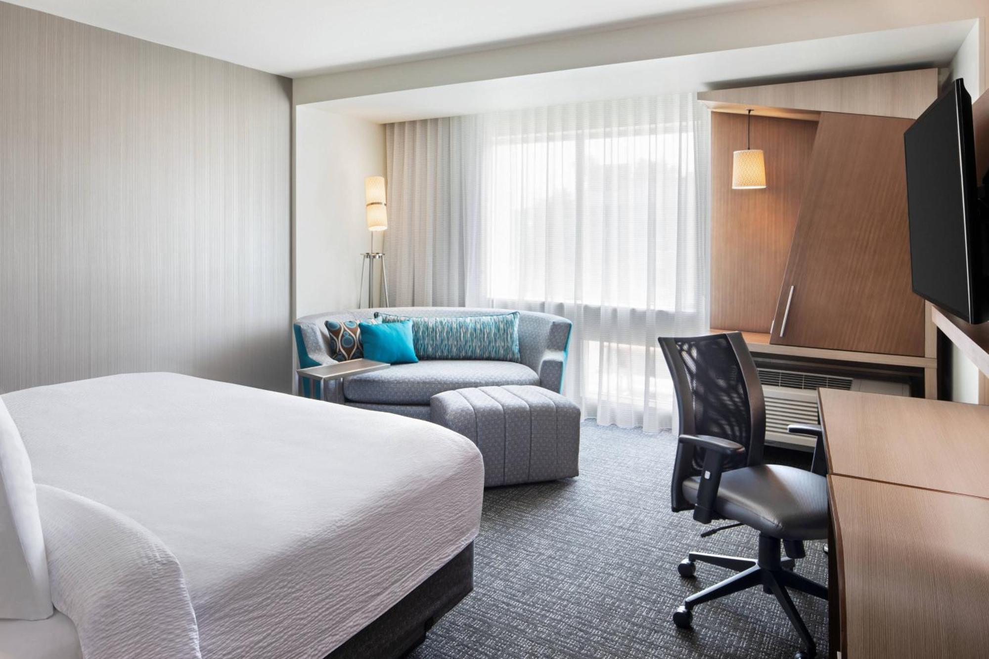 Courtyard By Marriott Wayne Fairfield Hotel Eksteriør billede